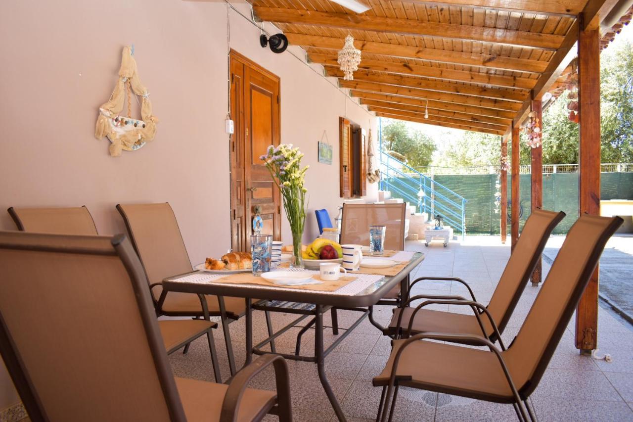 Malou Garden House Near The Beach Glífa エクステリア 写真